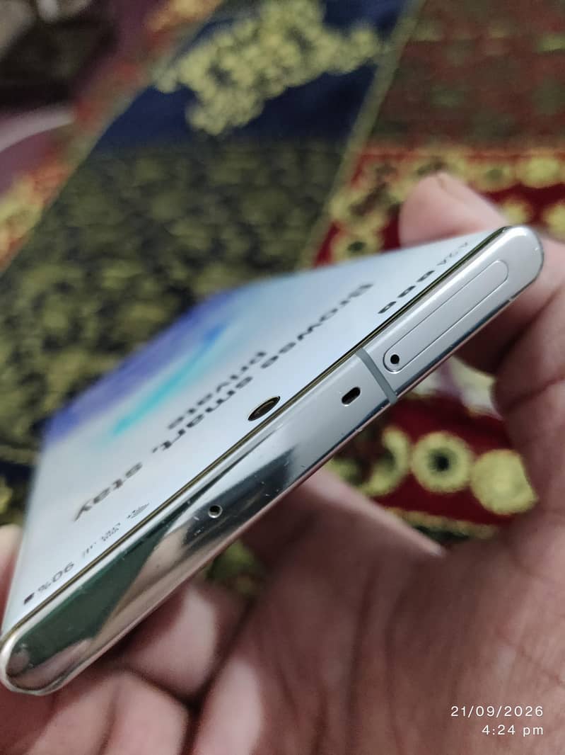 Samsung Mobile Note 10 Plus 3