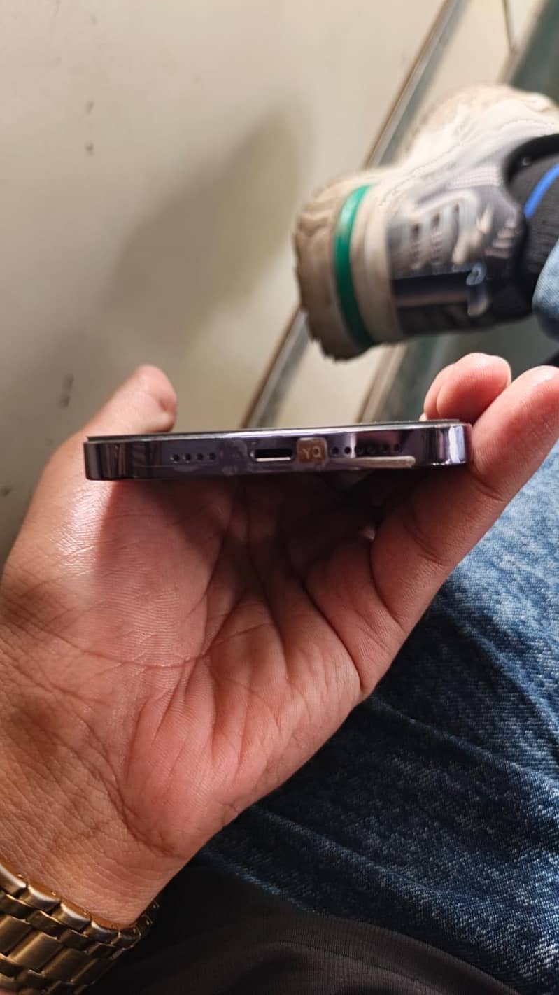 Apple iPhone 14 Pro Max 2