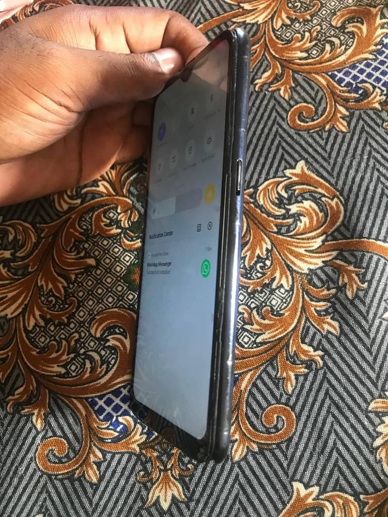 Realme C2 1