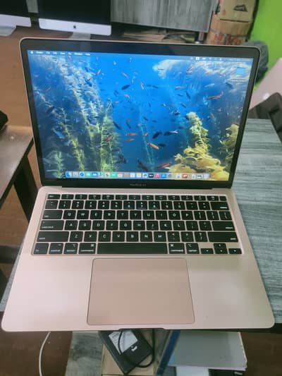 MacBook Air 2020 | Core i5 | 8GB RAM | 512GB SSD | 10/10