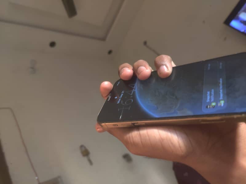 Apple iPhone 12 Pro 0