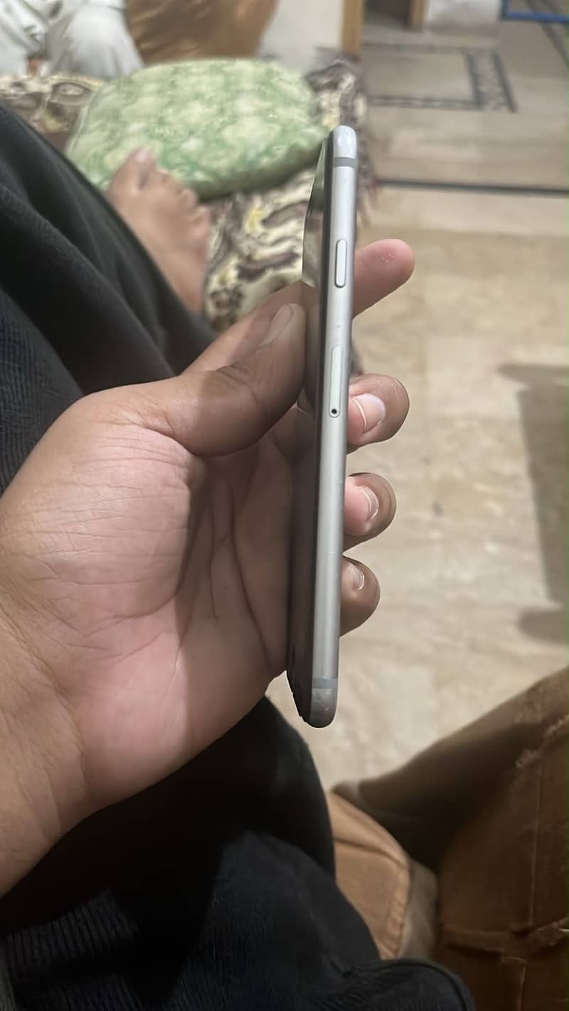 Apple iPhone 6 3