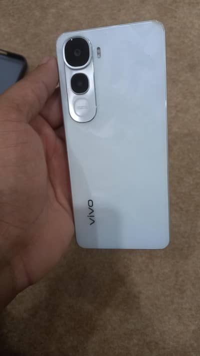Vivo Y400 for sale
