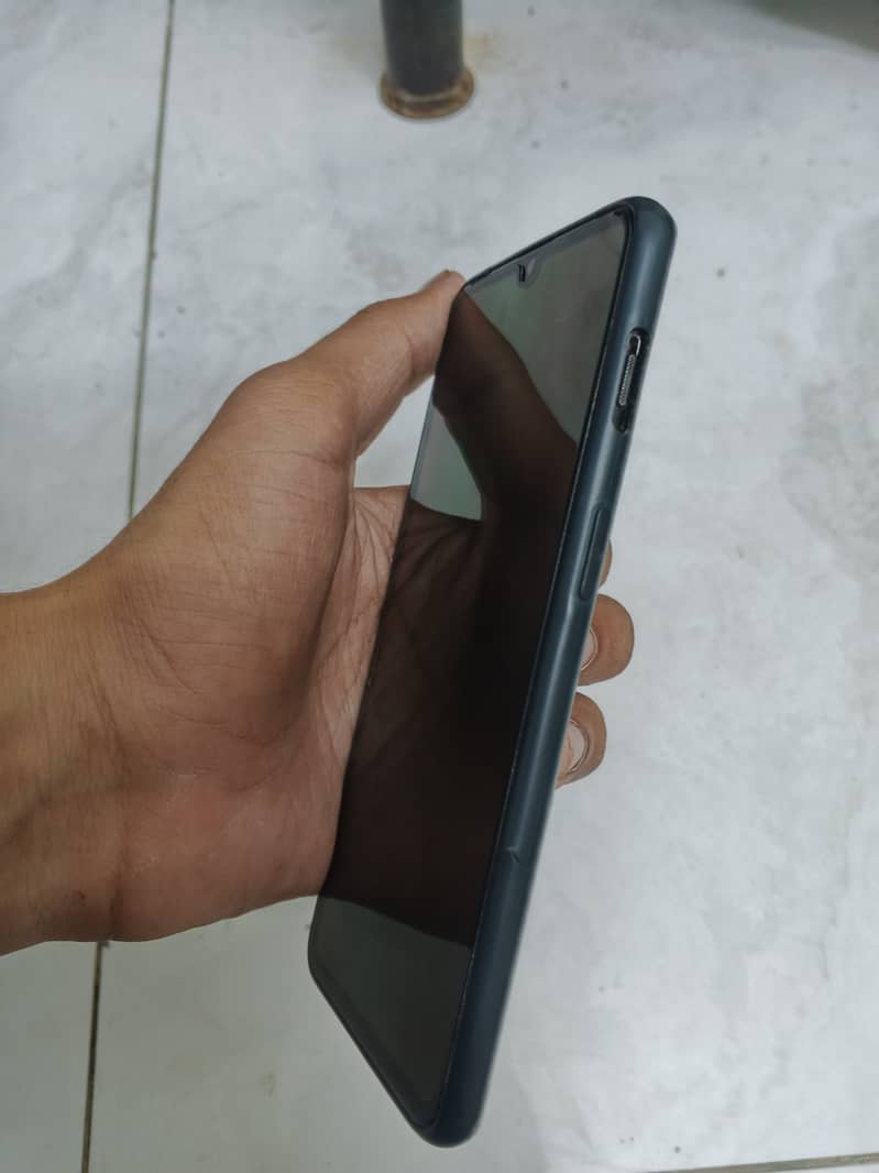 One Plus 6T 2