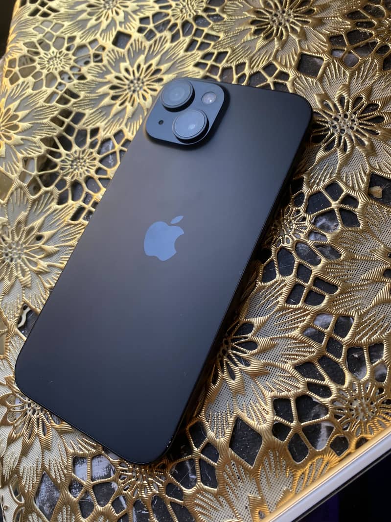 Apple iPhone 15 3