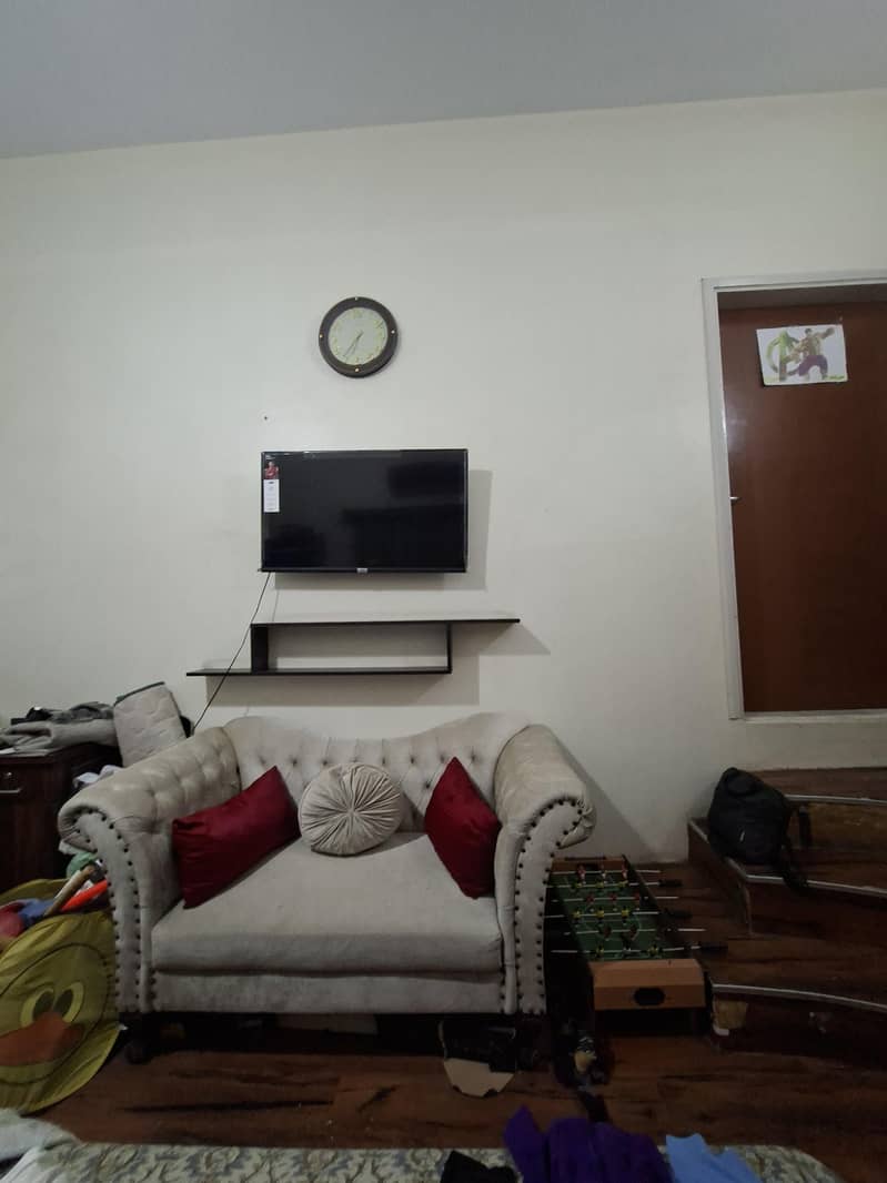 2 seater sofa 3