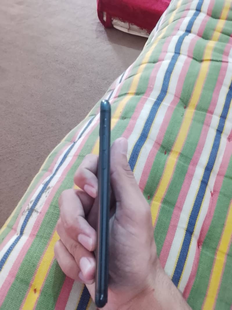 Apple iPhone SE 4