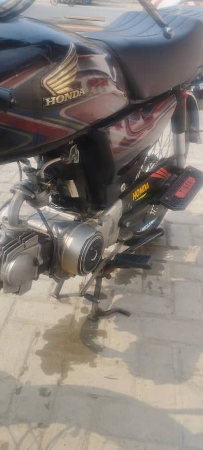 Honda CD70 18B