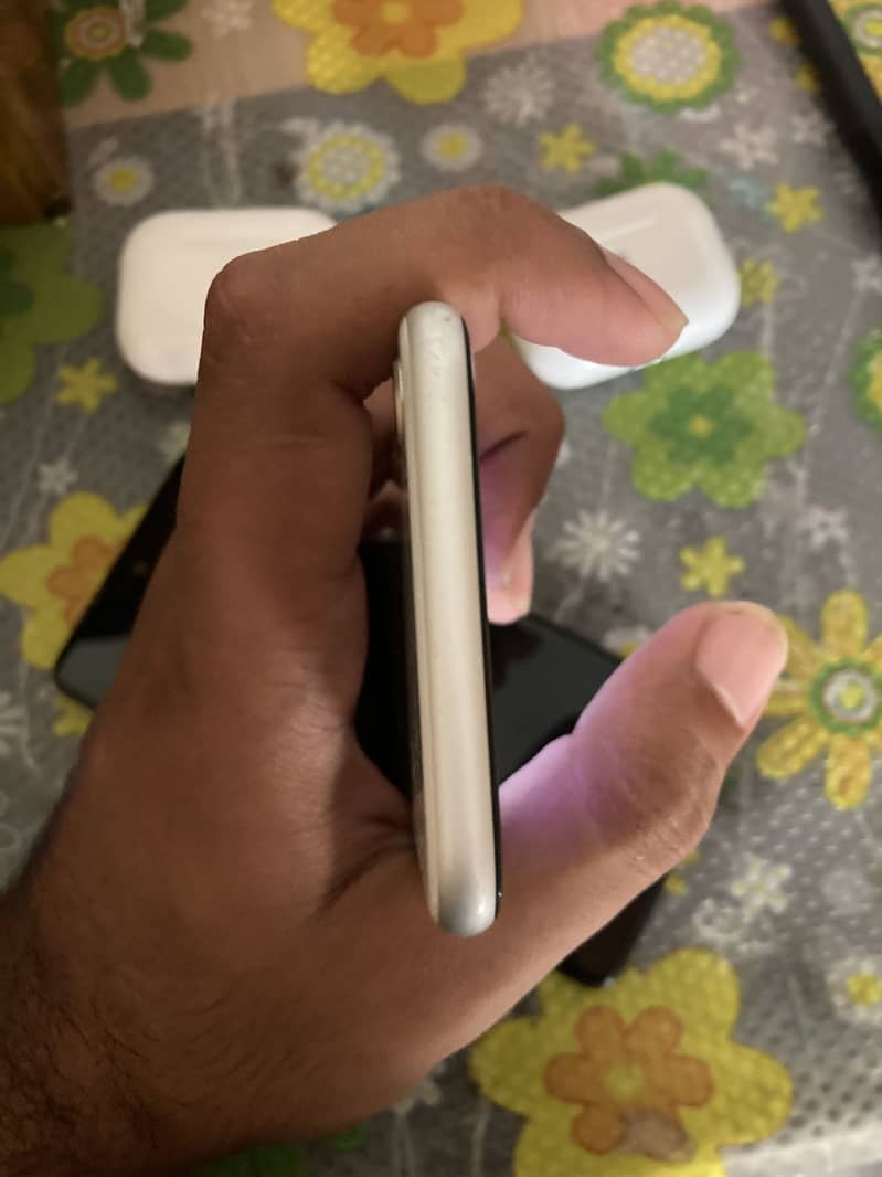 Apple iPhone SE 2
