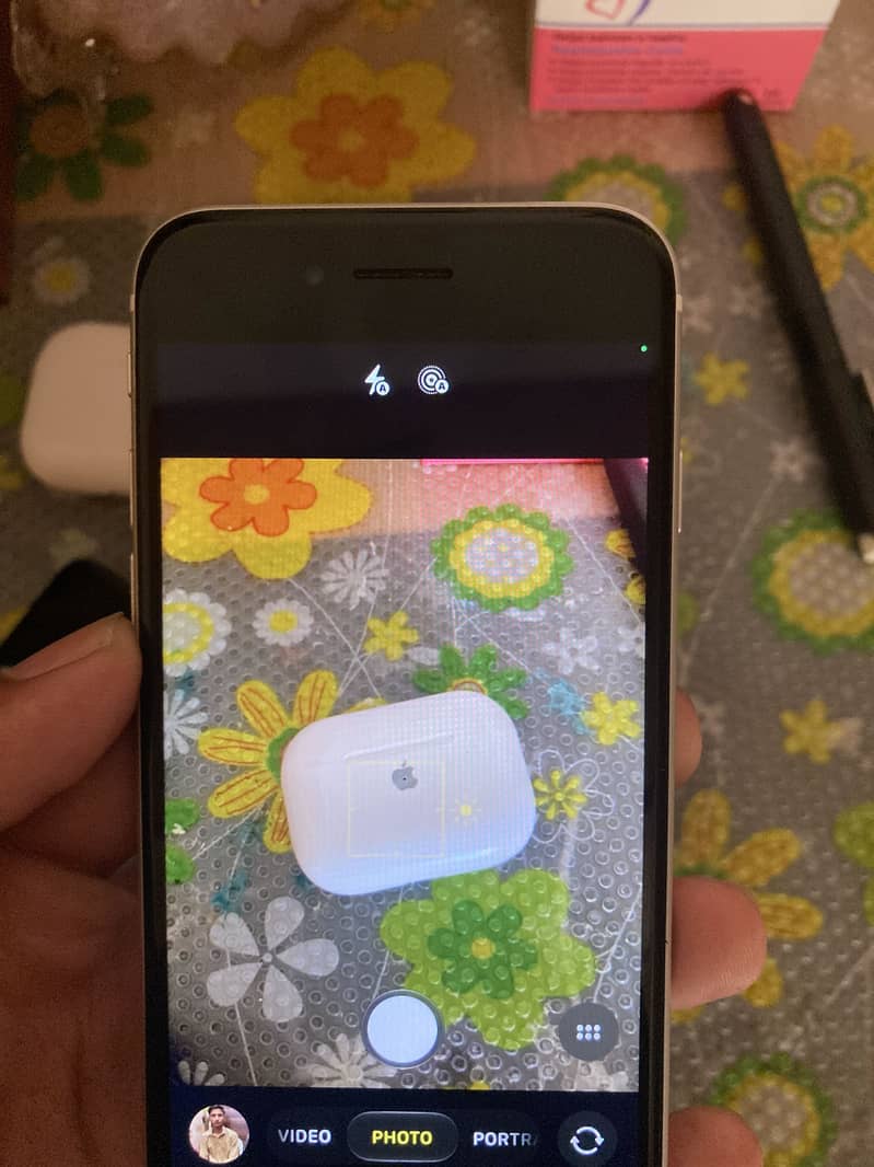 Apple iPhone SE 6