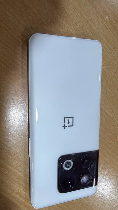 One Plus 10 Pro
