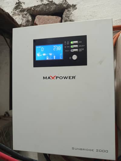 Max power solar inverter