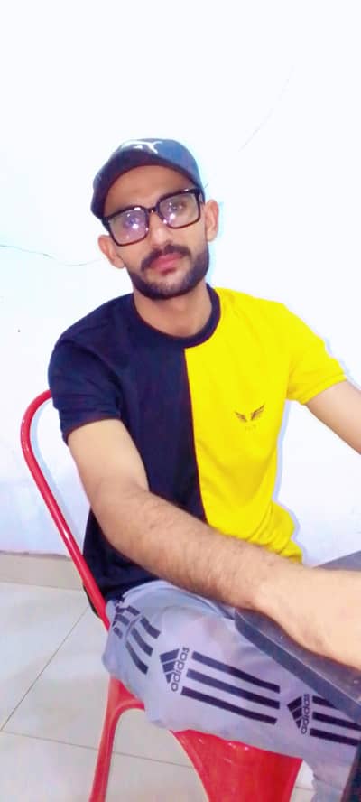 job ki zraurat h