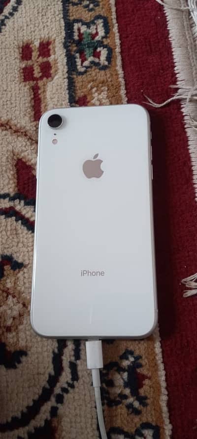 Apple iPhone XR