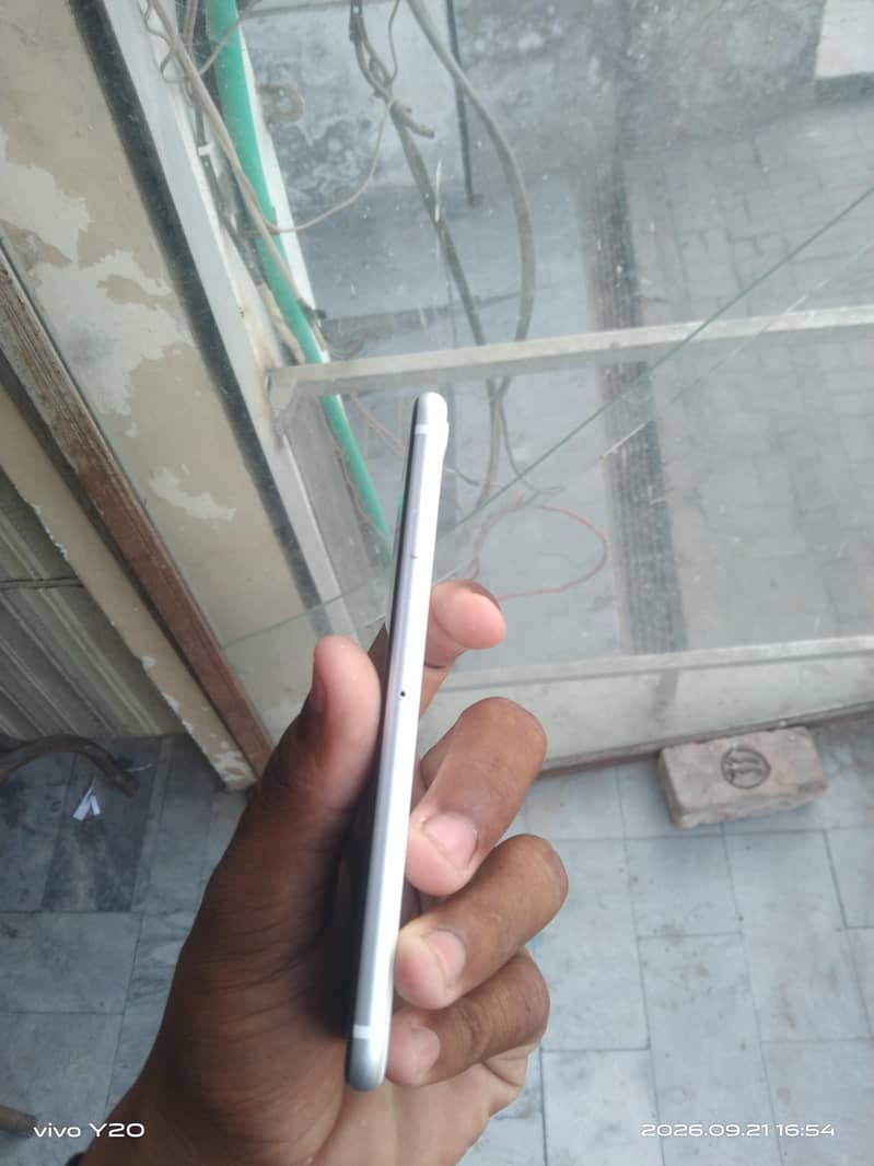 Apple iPhone SE 1