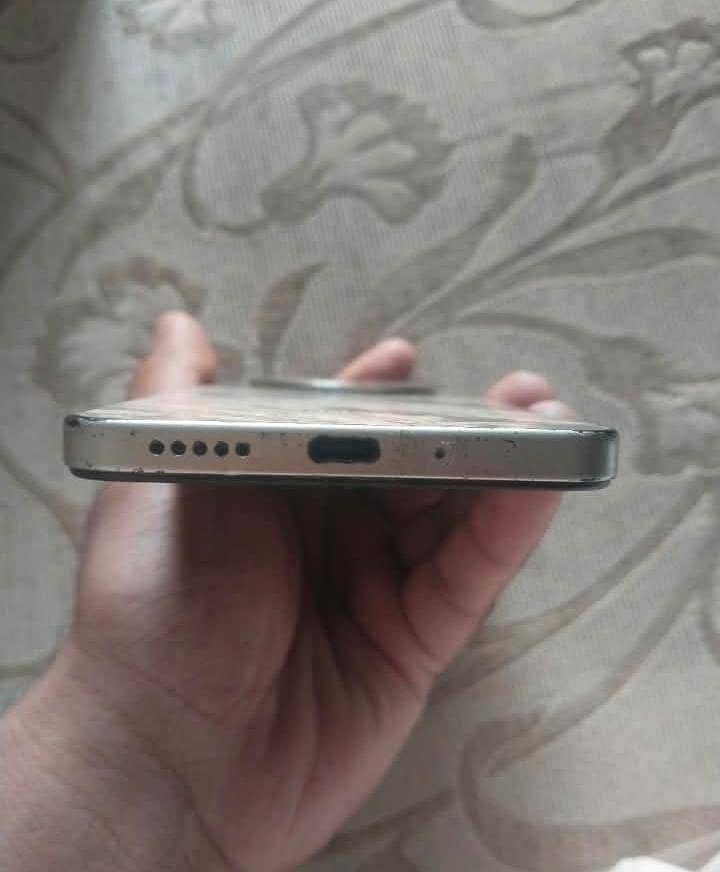 Xiaomi POCO C75 3