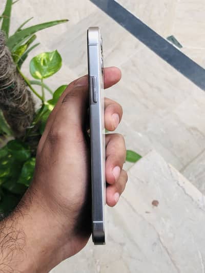 Apple iPhone 12 Pro