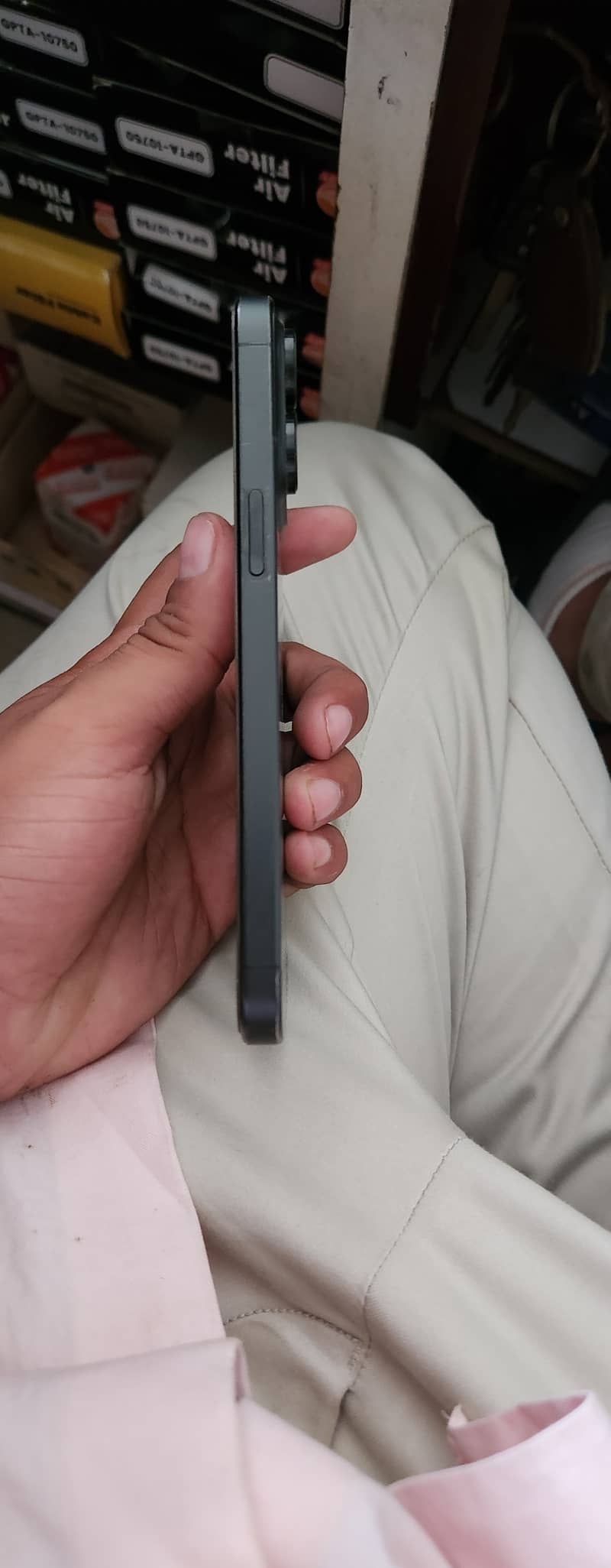 Apple iPhone 15 Pro Max 4