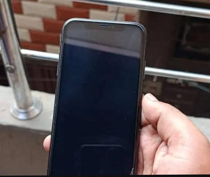 Apple iPhone 11 1