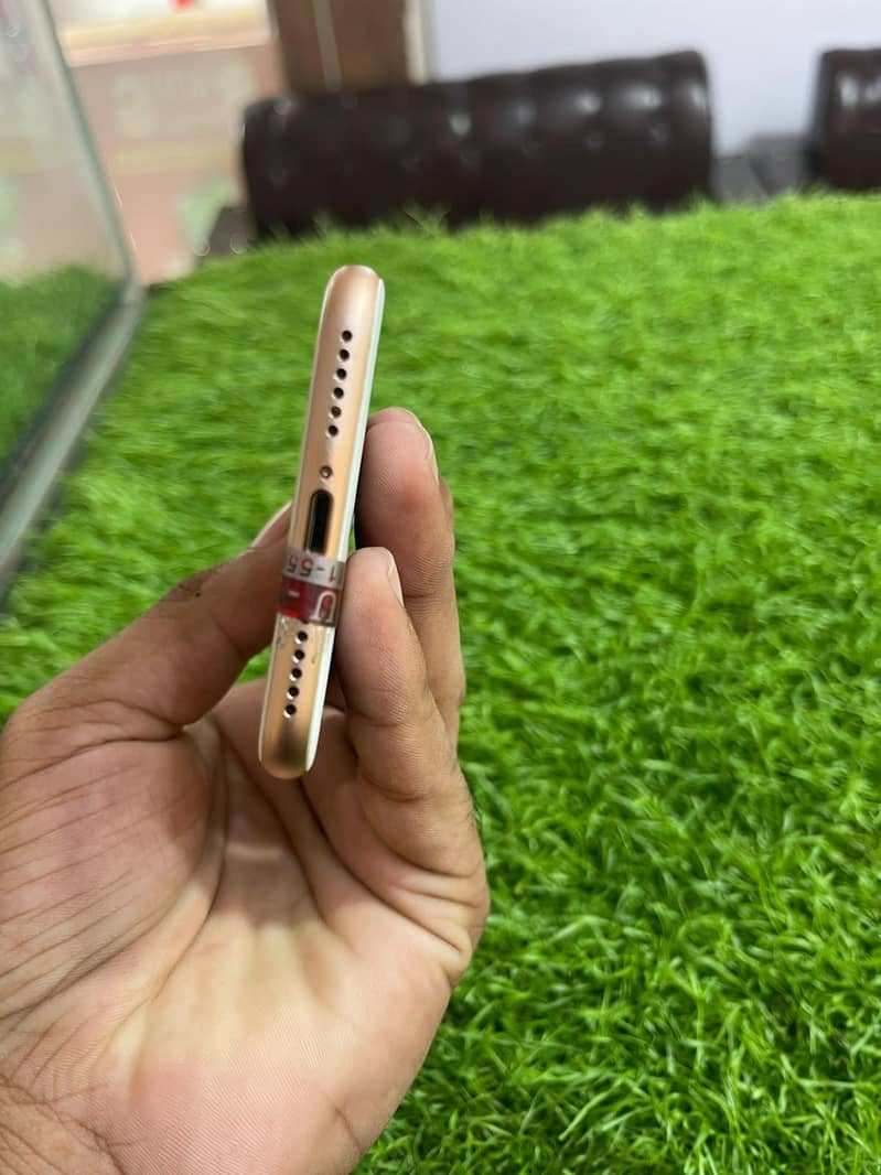 Apple iPhone 8 2