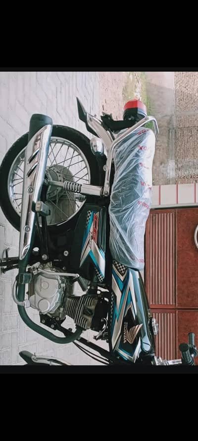 2025 model 125 black colour hirabad Hyderabad