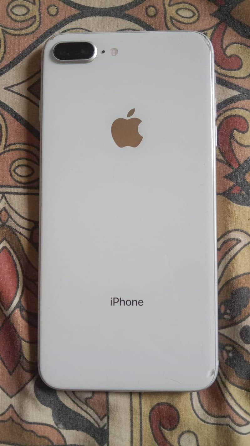 Apple iPhone 8 Plus 0