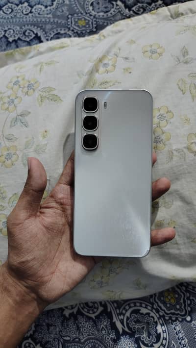 Infinix Hot 60 Pro