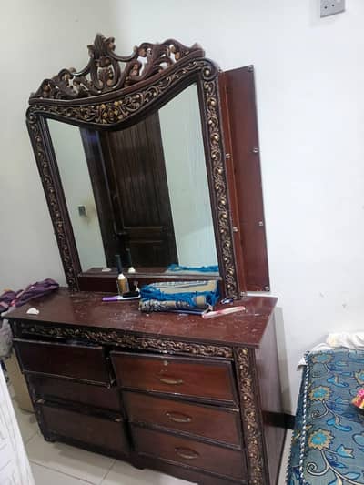 dressers & drawers
