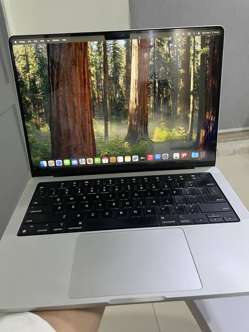 Macbook M1 pro 1