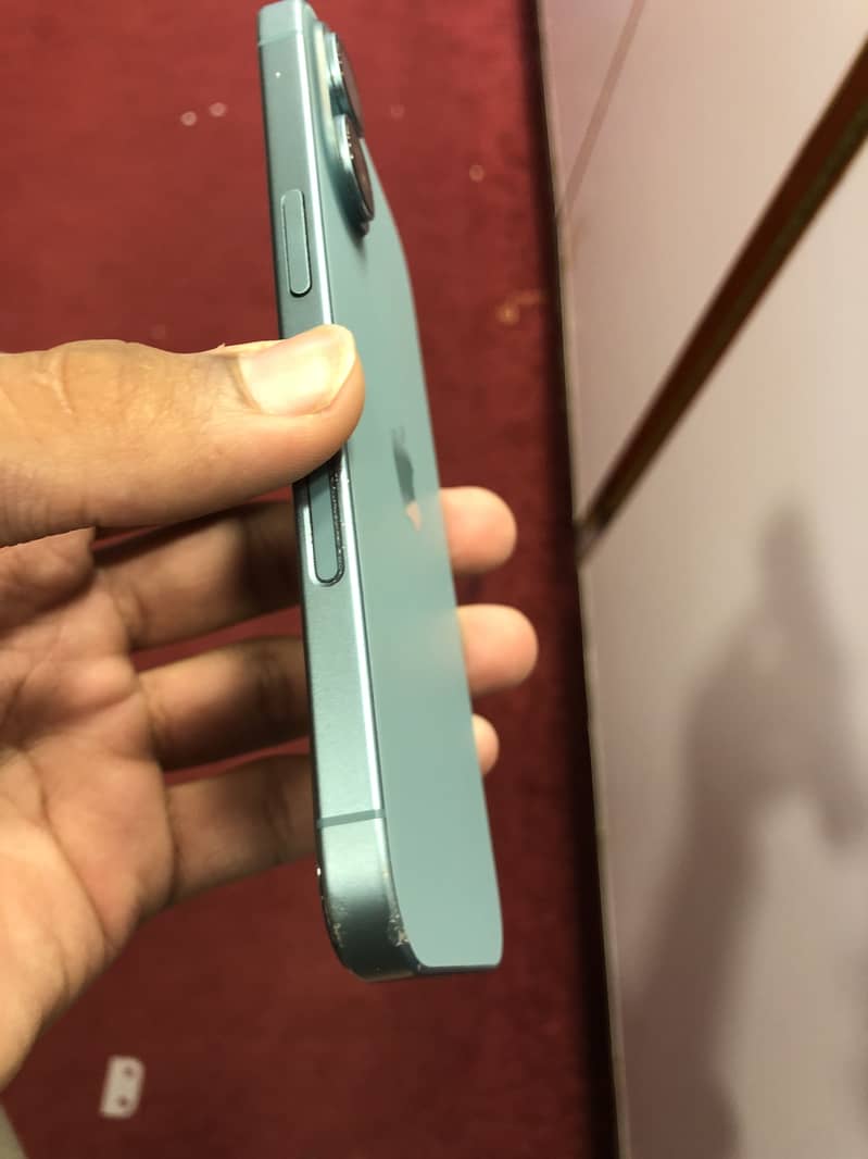 Apple iPhone 16 1