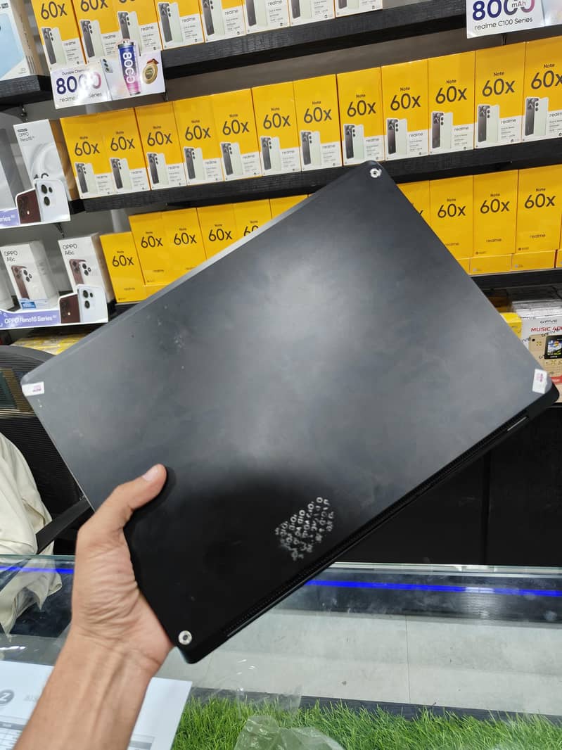 Microsoft Surface Laptop 5 7