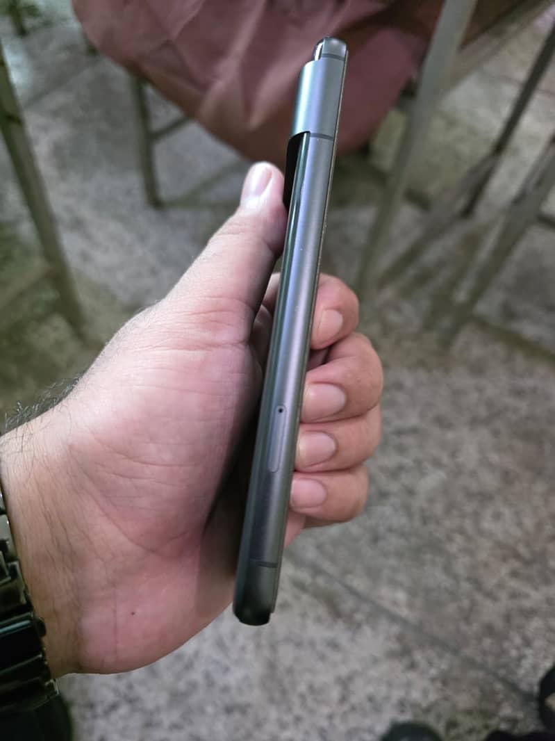 Google Pixel 8 1