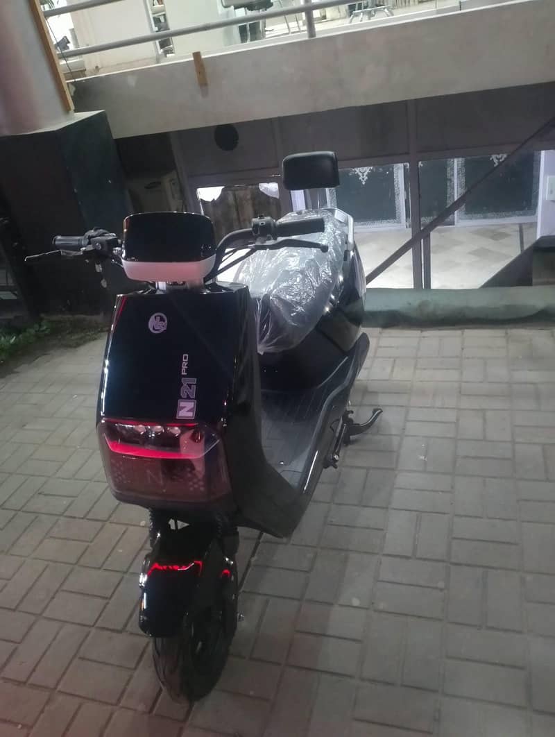 EV N21 pro 2