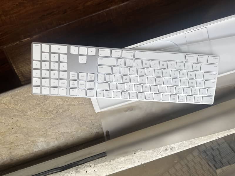 Apple Magic Keyboard Numeric 1