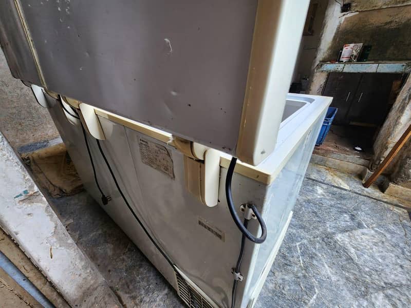 double door freezer 4