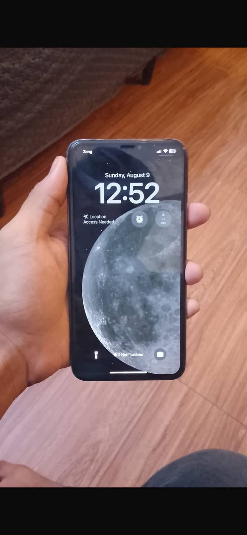 Apple iPhone XS Max 1