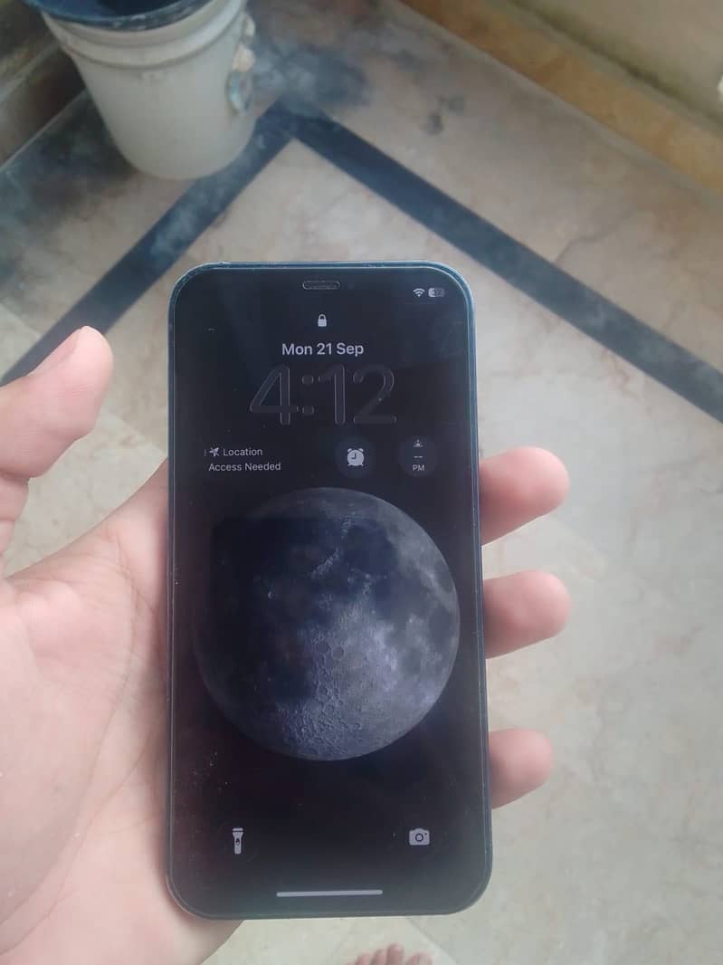 Apple iPhone 12 1