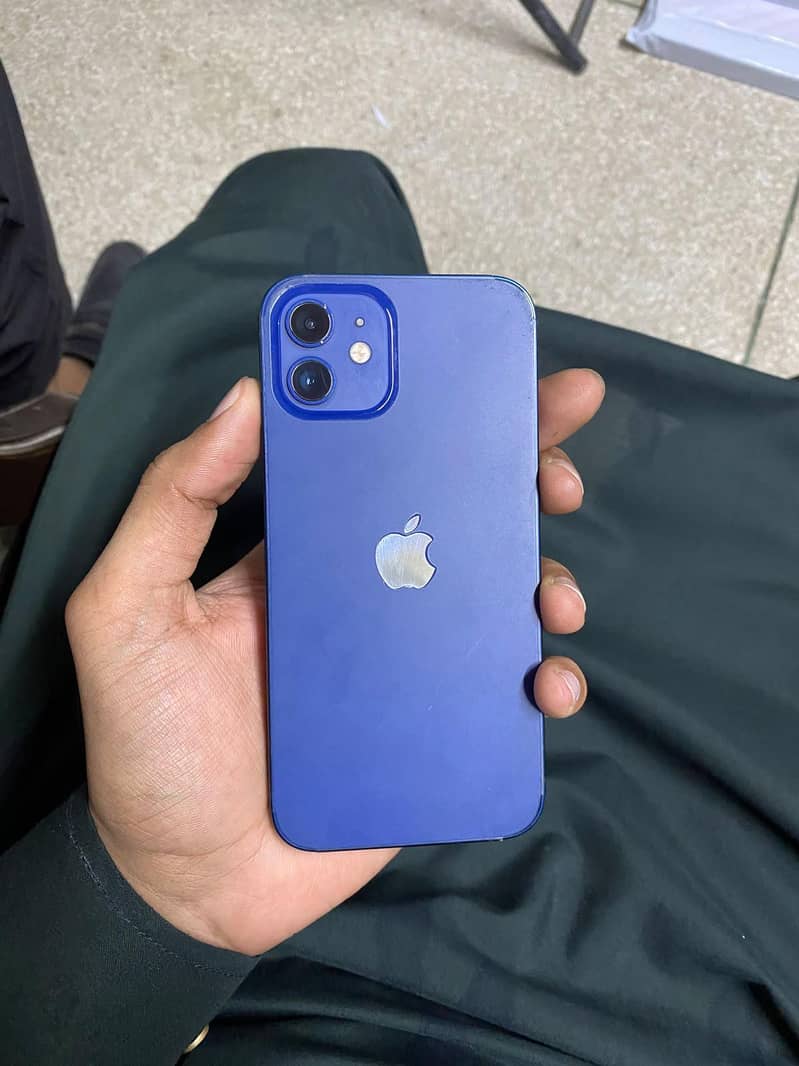 Apple iPhone 12 0