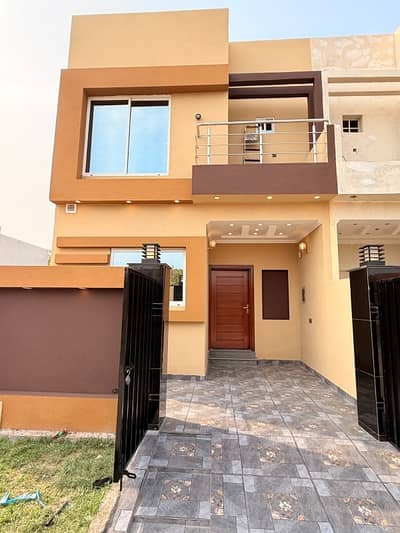 3 MARLA MORDEN ULTRA LUXURY HOUSE FOR SALE IN NEW LAHORE CITY