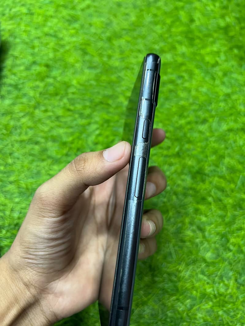 Google Pixel 7a 3