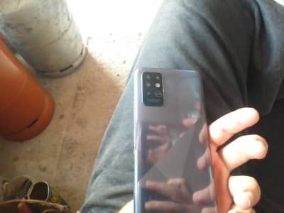 Infinix Hot 8