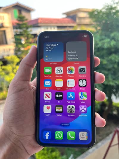 Apple iPhone XR