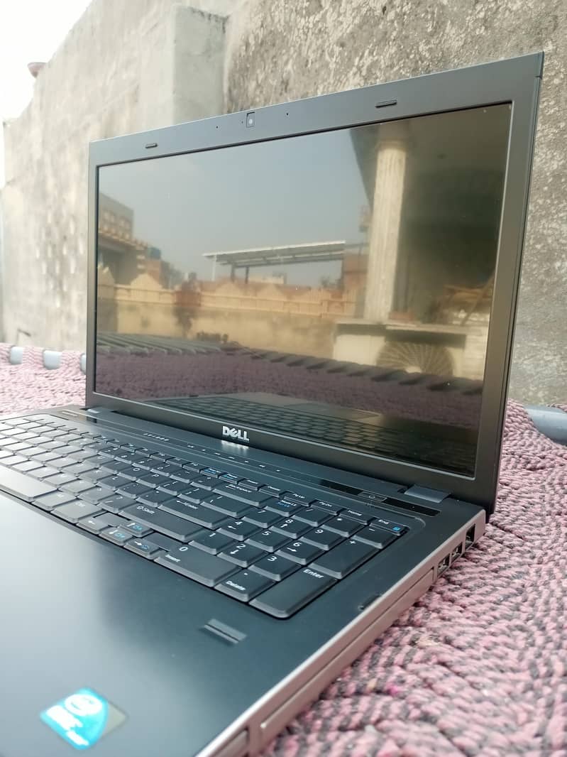 DELL VOSTRO 8