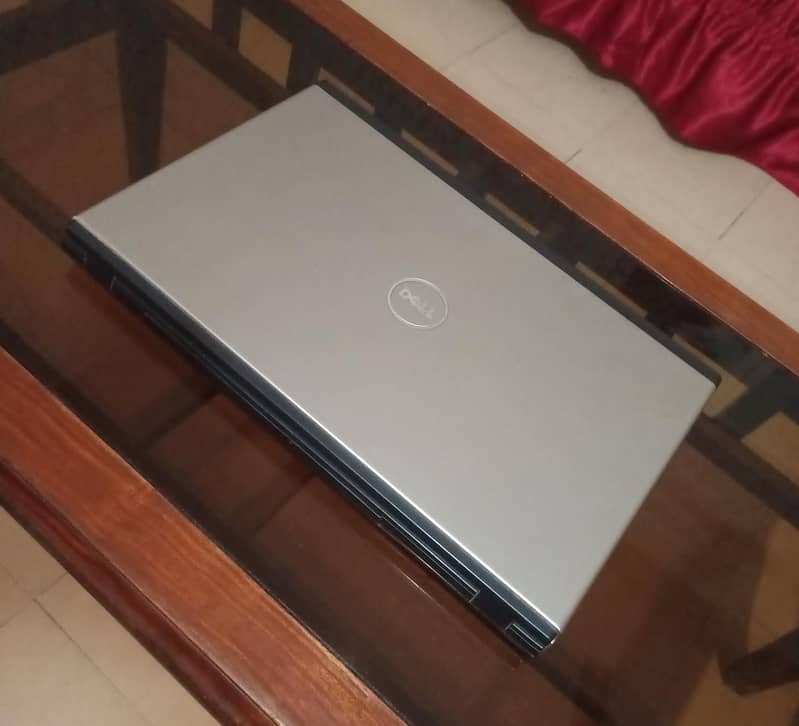DELL VOSTRO 10