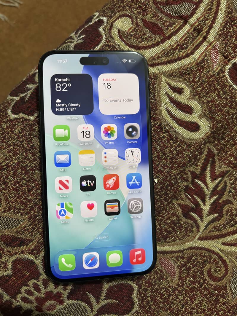 Apple iPhone 15 plus 3
