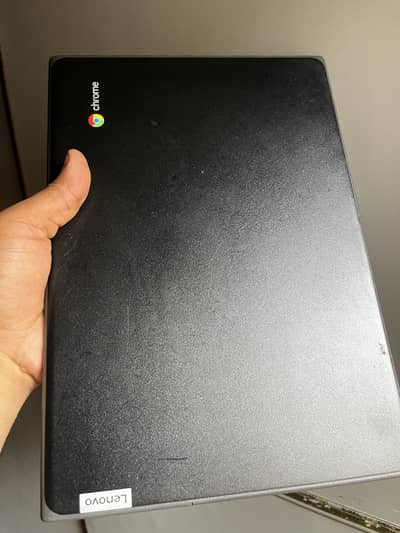 Lenovo 4/32 GB chromebook laptop