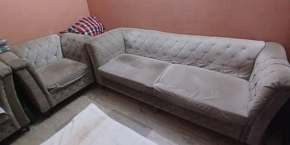 4 Seater Complete Sofa Set Condition 8/10