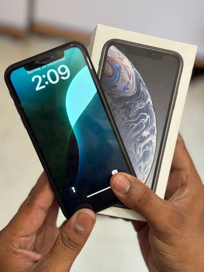 Apple iPhone XR