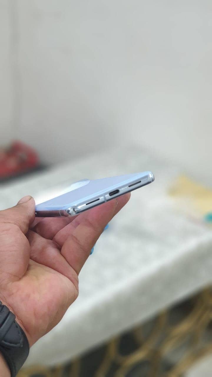 Google Pixel 8 Pro 2