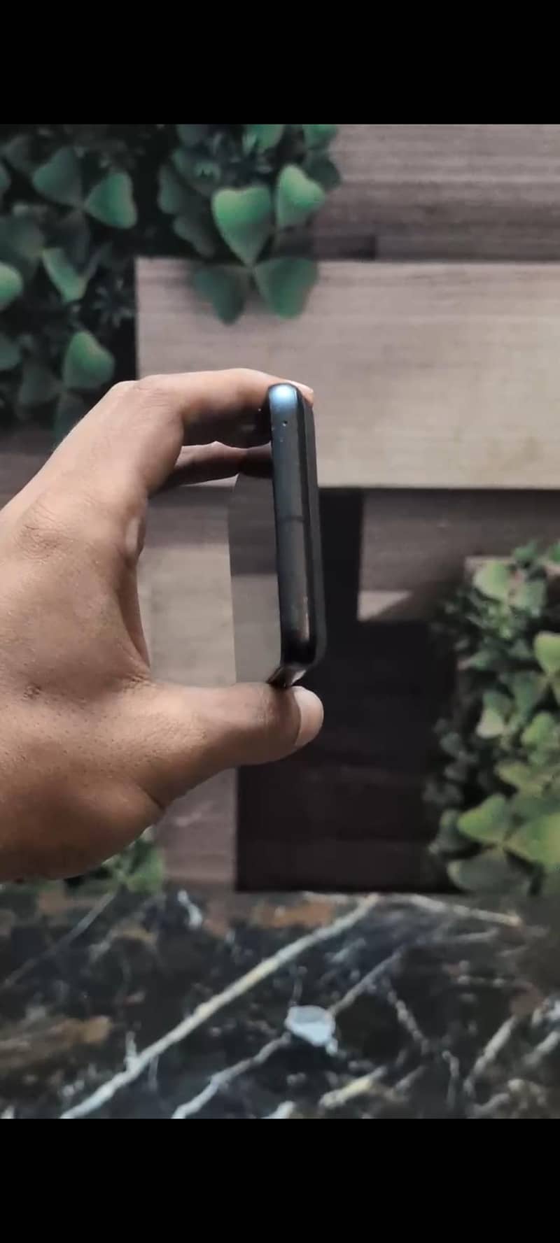 Google Pixel 8 5